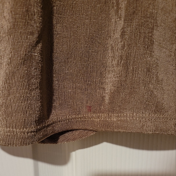 2/$4 Taupe button-up crop top - Picture 5 of 5